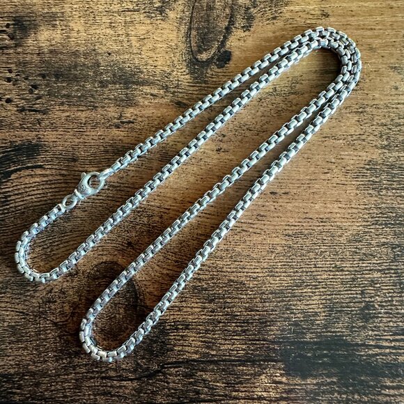 David Yurman Box Chain Necklace in Sterling Silver - 3.6mm - 22" - Picture 7 of 13